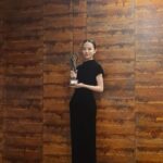 Kaya Kiyohara Instagram - 第三十一回　読売演劇大賞にて 杉村春子賞と優秀女優賞をいただきました。 ⁡ 舞台「ジャンヌ・ダルク」に携わってくださった 演出の白井晃さんをはじめとする 沢山のスタッフ・キャストの皆さまと この喜びを分かち合えたことが何よりの幸せです。 またいつか、皆さまとご一緒させていただける日が来るように精進いたします。 ⁡