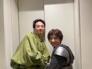 Kaya Kiyohara Instagram - ぽつらぽつら
思い返して頬を緩める日々
⁡
舞台「ジャンヌ・ダルク」
写真撮りたいです！とお願いするタイミングを伺っていたら坪倉さんが沢山シャッターを切ってくださいました。嬉しかった。
⁡
皆さんの素敵な笑顔をお裾分け。
最後の写真は大入り袋とりょうさんからいただいたブレスレット☺︎
⁡
.
#ジャンヌダルク
#神保悟志　さん
#山崎紘菜　ちゃん
#りょう　さん
#ワタナベケイスケ　さん
#深水元基　さん
#野坂弘　さん
#粟野史浩　さん
⁡
#進藤ひろし　さん
#松上順也　さん
#稲葉俊一　さん
#嶋村昇次　さん
#森野憲一　さん
#古木将也　さん
#樋口裕司　さん
#岡本拓真　くん
