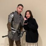 Kaya Kiyohara Instagram - ぽつらぽつら 思い返して頬を緩める日々 ⁡ 舞台「ジャンヌ・ダルク」 写真撮りたいです！とお願いするタイミングを伺っていたら坪倉さんが沢山シャッターを切ってくださいました。嬉しかった。 ⁡ 皆さんの素敵な笑顔をお裾分け。 最後の写真は大入り袋とりょうさんからいただいたブレスレット☺︎ ⁡ . #ジャンヌダルク #神保悟志　さん #山崎紘菜　ちゃん #りょう　さん #ワタナベケイスケ　さん #深水元基　さん #野坂弘　さん #粟野史浩　さん ⁡ #進藤ひろし　さん #松上順也　さん #稲葉俊一　さん #嶋村昇次　さん #森野憲一　さん #古木将也　さん #樋口裕司　さん #岡本拓真　くん