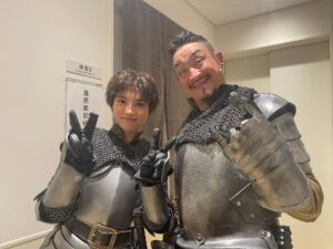 Kaya Kiyohara Instagram - ぽつらぽつら
思い返して頬を緩める日々
⁡
舞台「ジャンヌ・ダルク」
写真撮りたいです！とお願いするタイミングを伺っていたら坪倉さんが沢山シャッターを切ってくださいました。嬉しかった。
⁡
皆さんの素敵な笑顔をお裾分け。
最後の写真は大入り袋とりょうさんからいただいたブレスレット☺︎
⁡
.
#ジャンヌダルク
#神保悟志　さん
#山崎紘菜　ちゃん
#りょう　さん
#ワタナベケイスケ　さん
#深水元基　さん
#野坂弘　さん
#粟野史浩　さん
⁡
#進藤ひろし　さん
#松上順也　さん
#稲葉俊一　さん
#嶋村昇次　さん
#森野憲一　さん
#古木将也　さん
#樋口裕司　さん
#岡本拓真　くん