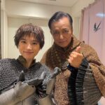 Kaya Kiyohara Instagram - 舞台「ジャンヌ・ダルク」大千秋楽でした。 ご観劇くださった皆々様 誠にありがとうございました。 ⁡ 沢山の愛に溢れた現場でした。 ⁡ 白井さんをはじめとする スタッフ・キャストの皆さまの温かさに涙。 本当に幸せな日々でした。 ⁡ また皆さまとご一緒させていただけるよう、 そして舞台に立てる日が来るように これからも精進してまいります。 ⁡ 写真は舞台上では敵対していた皆さま 迷った時に導いてくださる素敵な先輩方です。 そして大好きレイモンケヴィン☺︎ ⁡ . #ジャンヌダルク #福士誠治　さん #坪倉由幸　さん #島村龍乃介　くん #岡田浩暉　さん #榎木孝明　さん