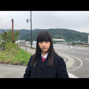 Kaya Kiyohara Instagram - 昨日4月9日(金)から﻿
映画「砕け散るところを見せてあげる」が﻿
公開されました。﻿
﻿
難しい役だったな、と思い返してみれば﻿
もう2年以上前に撮影された作品でした。﻿
﻿
膝を突く芝居で怪我をした時﻿
石井杏奈ちゃんが差し出してくれた絆創膏、﻿
有り難くって嬉しくって今も手元に残っています。﻿
﻿
是非、劇場で観て下さると嬉しいです。﻿
﻿
.﻿
#砕け散るところを見せてあげる﻿
#中川大志　さん﻿
#石井杏奈　さん﻿
#井之脇海　さん﻿
#松井愛莉　さん﻿
#北村匠海　さん﻿
#矢田亜希子　さん﻿
#木野花　さん﻿
#原田知世　さん﻿
#堤真一　さん﻿
#SABU監督