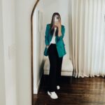 Kayla Ewell Instagram – Nothing better than feeling good in your skin. Fav outfits from Belfast Comic-con 🤍