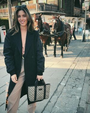 Kayla Ewell Instagram - My camera roll thinks we’re dating