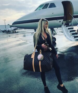 Kaylyn Slevin Instagram - Bye bye NYC! Back to L.A.!! ♥️