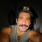 Kaysar Dadour Instagram - Gostei postei ✌️ #kaysardadour #kaysar #melhordianomundo #gosteipostei #selfie #amei #eu #foco #luzdomundo #eunavida