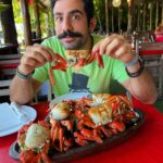 Kaysar Dadour Instagram - Gigante Caranguejo 🦀 #caranguejo #🦀 #kaysar #kaysardadour #melhordianomundo #amocomer #restaurant #crab #seafood