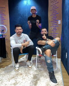 Kaysar Dadour Instagram - 🚨 Parceria de milhões !! Quem quer música nova com @djcassulaoficial “Cheirinho de Sucesso” e @kaysar.dadour do BBB18 e dono do grandes hit “ o golpe tá aí cai quem quer” Quem quer HIT aí ? #Piseiro #Funk #Forro #Manaus #Norte #Amazonas #Brasil #SP #Kaysar #DjCassula #Sp #Rj #bbb #GeorgeJapa #japa