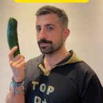 Kaysar Dadour Instagram - Meu vício é esse e o seu ? #pepino #🥒 #kaysar #kaysardadour #brasil #memesbrasil #memes #melhordianomundo