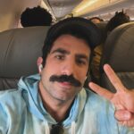 Kaysar Dadour Instagram - ✌️Nunca esqueça que hoje é o melhor dia NO mundo ✌️ Bom-dia partiu ✈️🤞 #kaysar #kaysardadour #melhordianomundo #viajar #viajarfazbem #viajarépreciso #selfie #selflove #✈️ #bomdia #bomdia🌞 #lutar #nuncadesista