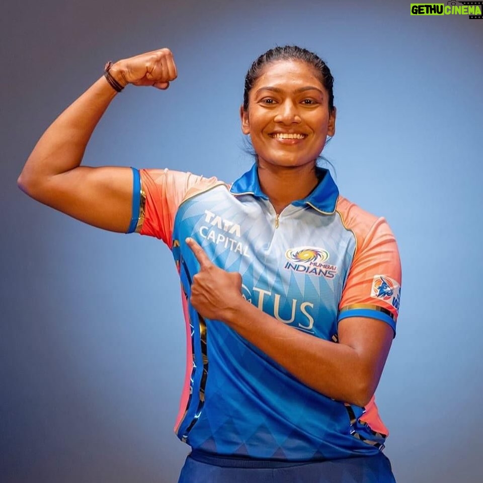 Keerthy Suresh Instagram - What a proud moment for Kerala cricket Association ! I, as the brand ambassador of KCA extend my heartfelt Congratulations to Asha Shobana and Sajana Sajeevan on their remarkable achievement of joining the India Women’s National Cricket Team. @ashathehopejoy7 @sajanasajeevan04 Your hard work, skill, and determination have earned you this well-deserved opportunity to represent our nation at the highest level. Wishing you both the very best as you embark on this exciting chapter of your cricketing careers. All the best on your Bangladesh Tour! Cheers ❤️