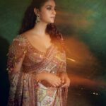 Keerthy Suresh Instagram – Adding some Royalty to my feed 👸

Loving this saree and jewellery by @taruntahiliani 
Styled by: @ruchi.munoth 
Team : @prathyusha_raj__06 
Hair : @swapnilkashid_ 
Makeup: @makeupwithshruthi 
Shot by: @arungnanavel