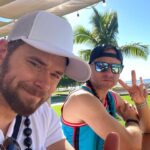 Kellan Lutz Instagram – Bro time! @brandonjlutz 

Thanks @johnpeelfitness @mojoactiveadventures 🙌🏝️