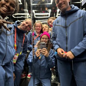 Kelley O'Hara Instagram - World Cup readyyyy 🇺🇸