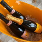 Kelli Berglund Instagram - champagne, no problems 🌼 @veuveclicquot #vcpoloclassic