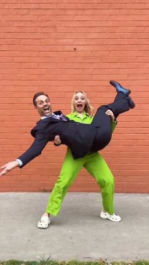 Kelli Erdmann Instagram - Close call there at the end! 😳 @nickkosir 

#wowyoucanreallydance #dance #happykelli #dancingweatherman #nickkosir