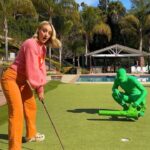 Kelli Erdmann Instagram - Hole-in-one?! 😏 ⛳️ #golf #behindthescenes #greenman #happykelli 🏠: @enfuegonow