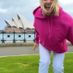 Kelli Erdmann Instagram - The spiders in Australia are HUGE 😳 #sydney #australia #dance #operahouse