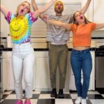Kelli Erdmann Instagram - Name a better handshake 🤝 dc: @kylemooney @beckbennett @nicholasrutherford #goodneighborstuff #toast #handshake #happykelli #kaushacampbell #kylemooney