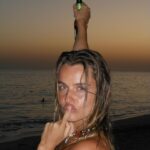Kelly Bailey Instagram – Endless summer with @somersbyportugal pub