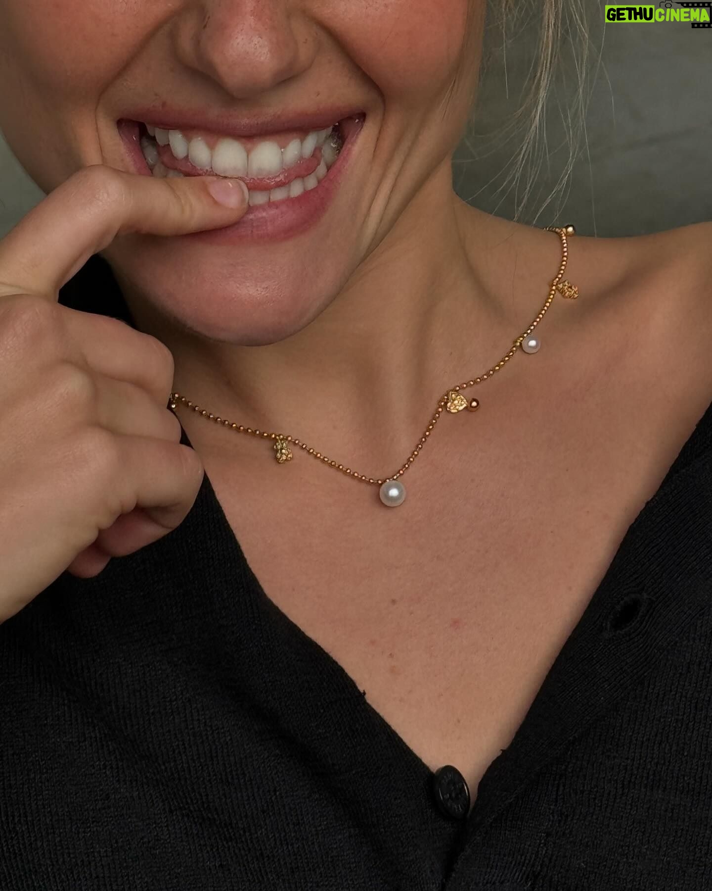Kelly Bailey Instagram - A @tousjewelry love affair Pub