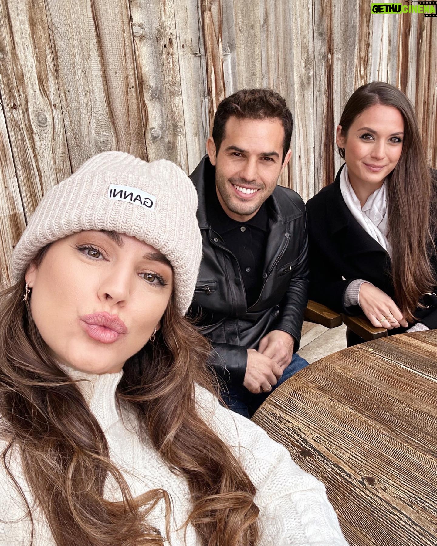 Kelly Brook Instagram - When Aunty Melanie comes to Stay π§Έππ»π¦π @melanieparisi_