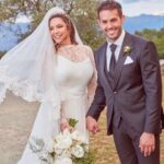 Kelly Brook Instagram - ‘Twas a Fairytale’ Wedding of Dreams 🥀 @jeremyparisi Happy 1st Anniversary my Love 🥀