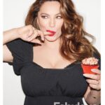 Kelly Brook Instagram - Thank you @fabulousmag for the Cover Shoot ♥️ talking all things @slimfastuk @thisisheart 🧁