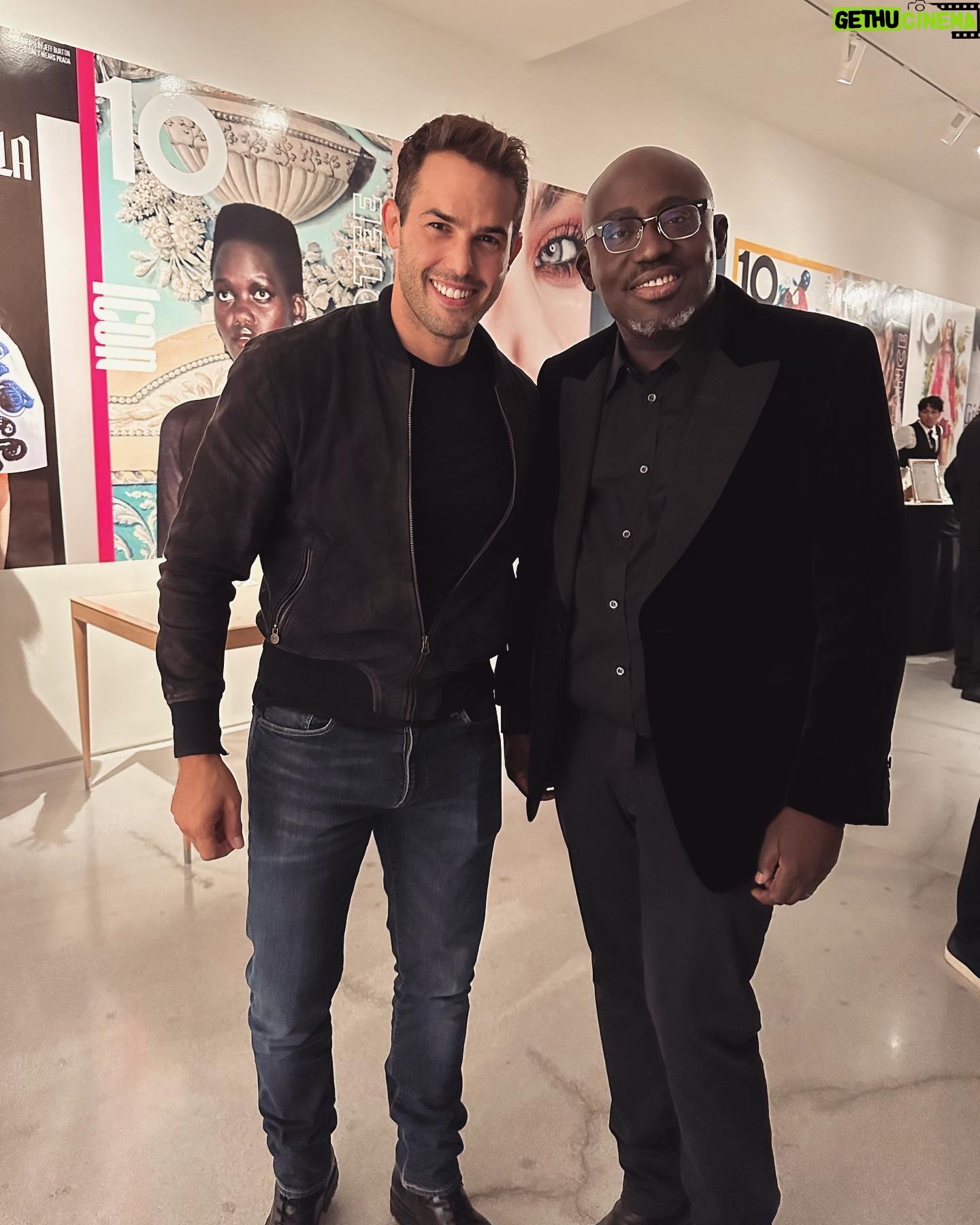 Kelly Brook Instagram - About Last Night …. @jeremyparisi @10magazine @edward_enninful @imgmodels