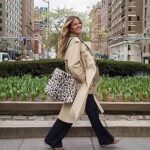 Kelly Jean Killoren Instagram - PARK AVENUE| UPTOWN GIRL| Welcome to my uptown. 510 PARK AVENUE 12 5bedroom/ 4.5 bathrooms, 3000 sqft,, PRICE $5,995,00M. This magnificent full floor property is close proximity to everything you need and love. First off, Central Park-which is 842.6 acres- is minutes away from your doorstep. Le Bilbouquet- a must have is the cajun chicken- is next door and across the street is Il Mulino- the finest Italian food in the city. Avra and Ciprianis are within blocks away. So now that you are all set with the best restaurants and the most beautiful park- let’s talk about the incredible installations on Park Avenue from florals to art from the Spectacular Swimmers- thanks to the Patrons of Park Avenue. The beat shopping is seconds away with Tiffany and Co, Prada, Louis Vuitton, Bergdorf Goodman, and Bulgari. The Aman Hotel holds one of the most exclusive spas in the world including great acupunture. And, last but not least the staff at 510 Park Avenue offers white glove service. Welcome to your beautiful new world. @douglaselliman #realestate #parkavenue #kellykillorenbensimonteam 📸 @rich_caplan_photography