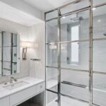 Kelly Jean Killoren Instagram - PARK AVENUE| UPTOWN GIRL| Welcome to my uptown. 510 PARK AVENUE 12 5bedroom/ 4.5 bathrooms, 3000 sqft,, PRICE $5,995,00M. This magnificent full floor property is close proximity to everything you need and love. First off, Central Park-which is 842.6 acres- is minutes away from your doorstep. Le Bilbouquet- a must have is the cajun chicken- is next door and across the street is Il Mulino- the finest Italian food in the city. Avra and Ciprianis are within blocks away. So now that you are all set with the best restaurants and the most beautiful park- let’s talk about the incredible installations on Park Avenue from florals to art from the Spectacular Swimmers- thanks to the Patrons of Park Avenue. The beat shopping is seconds away with Tiffany and Co, Prada, Louis Vuitton, Bergdorf Goodman, and Bulgari. The Aman Hotel holds one of the most exclusive spas in the world including great acupunture. And, last but not least the staff at 510 Park Avenue offers white glove service. Welcome to your beautiful new world. @douglaselliman #realestate #parkavenue #kellykillorenbensimonteam 📸 @rich_caplan_photography