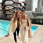 Kelly Jean Killoren Instagram - Fun dump of my THURSDAY night @equinox @grownalchemist Im so obsessed with clean beauty because of my psoriosis! What a gorgeous evening celebrating beauty from across the pond! Welcome to NYC, Anna Teal! 🌊🗽 @pr.raconteur @stevekasuba #wellness #hot is in