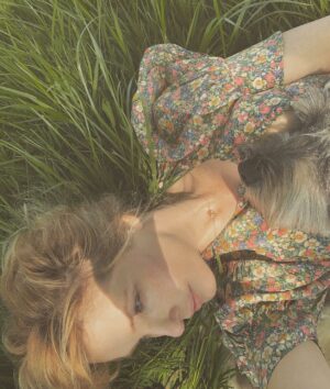 Kelly Reilly Instagram - There are some places that live in you ,at the foot of your soul . Underneath every place you have ever loved or ever will . This is mine , a field in West Sussex ,England