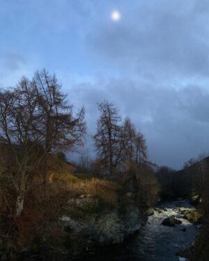 Kelly Reilly Instagram - Traveling through Scotland , it’s beyond beautiful . Took this tonight in the little village of Braemar in the Cairngorms , it  feels magical , nestled in the mountains and hills , the air is so fresh , the land so wild #thefifearms