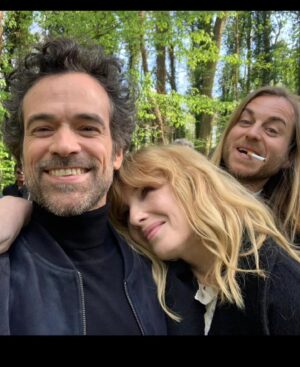 Kelly Reilly Instagram - 20 years ago I got to work on a film called L’auberge Espagnole. 5 years later we all returned for Les Poupees Russes. 10 years ago for Casse tete Chinois. Last year we came back for Salad Grecque just out on Amazon prime. How wonderful to work with you @cedklap over all these years.  And to the actors I have been getting older with, what a total joy it’s been! @romainduris Cecile de France and @iamkevbish. Now we hand it over to the kids, they are luminous ✨✨ @megan.northam @aliocha.s