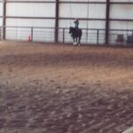 Kelly Reilly Instagram - When Tom and a good horse taught me to slide cowboy style @foranperformancehorses 💛