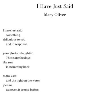 Kelly Reilly Instagram - We were married in somerset ,England surrounded by the countryside I love . This morning exactly 11 years later in Utah with you surrounded by rock ,wild desert flowers and Navajo willows. Mary Olivers poem for you today 🤍 (thank you , thank you )