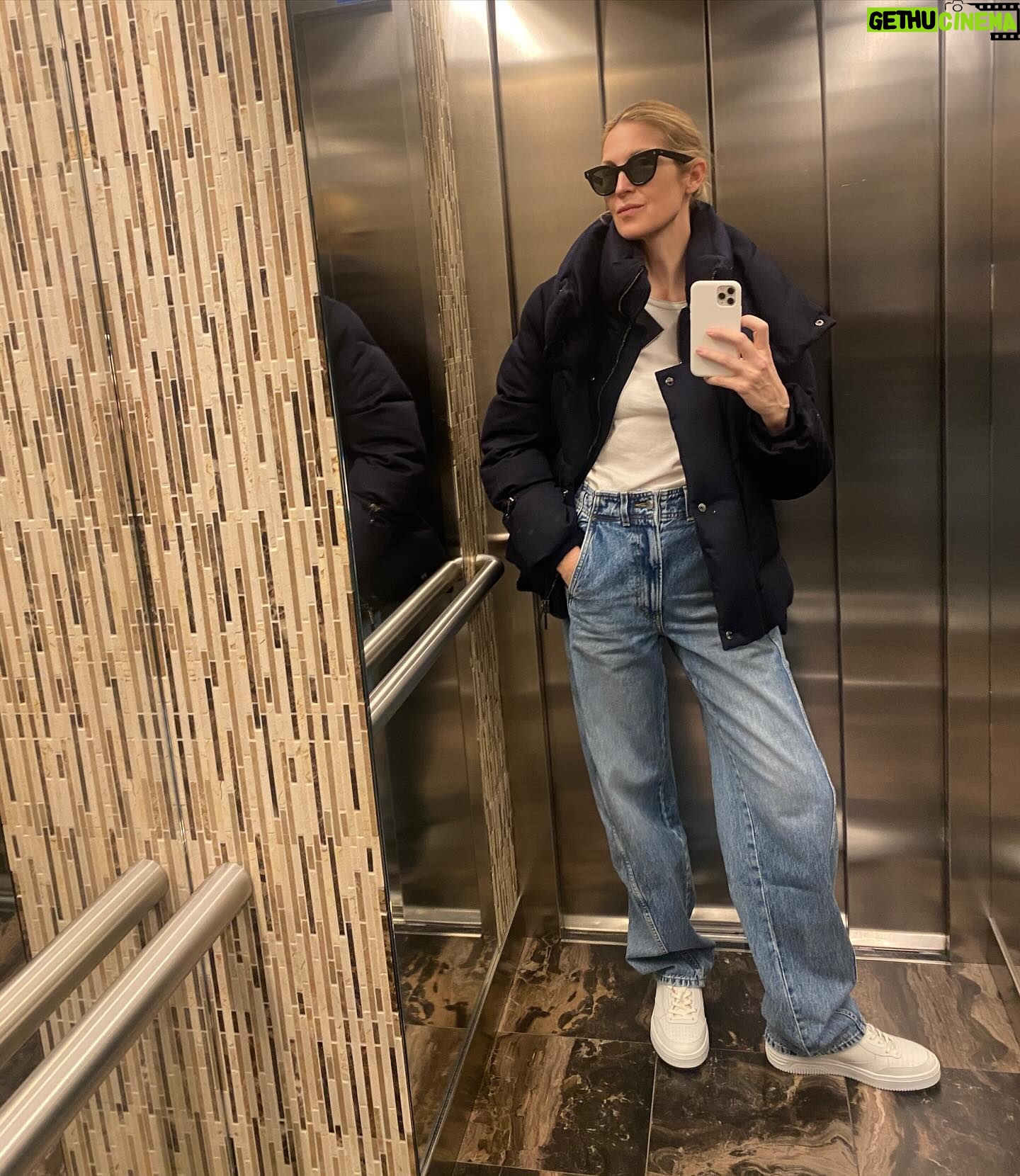 Kelly Rutherford - 59.4K Likes - 🤍🤍☕️