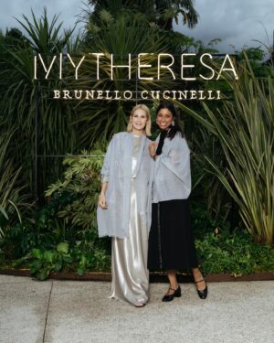 Kelly Rutherford Instagram - Just Divine 🤍💫🕊️ thank you @mytheresa.com @brunellocucinelli_brand #BrunelloCucinellixMytheresa