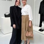 Kelly Rutherford Instagram – Beautiful @massimodutti #LimitedEdition with @helahela_ candles in Paris thank you @massimodutti ♥️