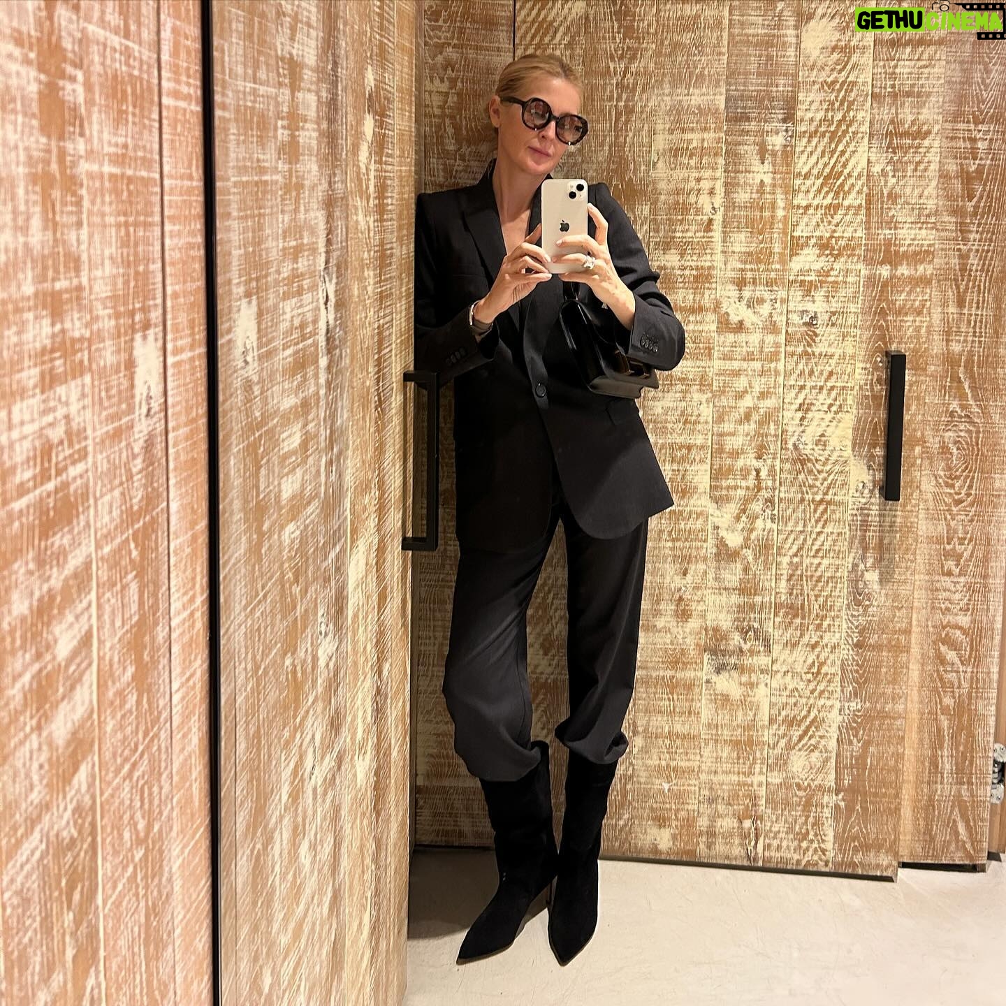 Kelly Rutherford Instagram - @iroparis ♥️