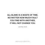 Kelly Rutherford Instagram - 🤍💫🕊️