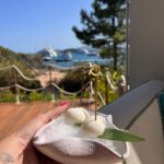 Kelly Vedovelli Instagram - Le bonheur 🥹 J’oublie trop souvent de vous remercier pour votre soutien indéfectible et toujours étonnée de vos messages d’inquiétude quand je suis un peu distante, mais la vie me réserve aussi des malheurs comme à tout le monde ! Je reprends des forces avec mes friends et avec vous , merci je vous aime . Pour finir , en ce qui concerne les gossips et les torchons : Nous sommes amis et ça depuis longtemps , ne perdez pas votre temps avec les ragots merci 🙏🏻 Je n’ai jamais rien eu à cacher de ma vie que j’assume entièrement ce qui ne m’empêche pas de respecter la vie privée d’autrui . Le jour où je serai accompagnée je me ferais une joie de le montrer au monde entier et vous en faites partie ❤️ Kelly