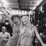 Kelsey Owens Instagram – Nashville: 1
Our friend group: 0 

Which pic is your favorite?🤪