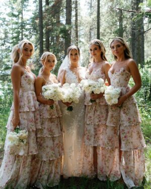 Kelsey Owens Instagram - This past week felt like a dream☁️9️⃣

- I Got to stand beside one of my best friends as she married her soulmate

- Stayed at the @fairmontbanff which is easily one of the dreamiest hotels I’ve ever been to

- Had the coolest breakfast of my life in a bubble dome!

- Reunited with friends I hadn’t seen in a long time & danced the night away

- Got to check off even more bucketlist items with my other half

-And lastly, I got the cheesy pic in the red canoe on Lake Louise that I’ve always dreamed of!!! 🛶🏔️ 

My heart is SO full🥰 
Which pic is your favorite?