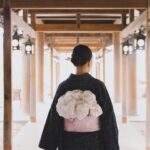 Kemisara Paladesh Instagram - เรานั่งรถไฟไปเร็วสุด 44 นาทีก็ถึงสถานี Hon Kawagoe แล้ว! สิ่งแรกที่พุ่งตัวไปเลยก็คือที่ร้านยืมชุดกิโมโน Vasara ที่นี้มีชุดกิโมโนให้เลือกหลายแบบ ไม่ว่าจะเป็นแบบใหม่แบบเก่า มีให้เลือกเยอะมากก เสร็จแล้วเราก็ใส่ชุดไปที่ศาลเจ้า Kawagoe Hikawa เป็นศาลเจ้าที่ใครที่มา Kawagoe ต้องแวะมาขอพรสิ่งศักดิ์สิทธิ์ที่นี้ เราเดินเล่นถ่ายรูปในศาลเจ้าสักพักก็ถึงเวลาที่ต้องออกไปเดินเที่ยวที่ Little Edo ต่อ ร้านแรกที่แวะเลยก็คือร้าน miffy storehouse kitchen & bakery kawagoe store น้องตัวกระตูนกระต่าย เค้ามีขนมที่ทำเป็นหน้า miffy เยอะมาก แถมในร้านก็มีขายของกระจุกกระจิกที่เป็นลายกระตูน miffy อีกด้วย น่ารักมากกกก เที่ยงพอดีก็ถึงเวลาที่เราต้องกินอาหารเที่ยง อาหารเที่ยงวันนี้เราหรูหรามาก เรามากินร้าน Ryoutei Yamaya เป็นร้านอาหารสไตล์คนชั้นสูงของยุคเอโดะค่ะ ร้านนี้มีมาตั้งแต่ปี 1868! นานมากก แต่เค้ายังคงรักษาสถานที่ไว้ได้ดีมากๆค่ะ อาหารก็จะมาเป็นเซ็ตเล็กๆ เห็นแบบนี้แต่จริงๆอิ่มมากกกก กินข้าวเสร็จเราก็ไปเดินเล่นต่อที่ Toki no Kane เป็นหอนาฬิกาซึ่งเป็นอีกหนึ่งแลนด์มาร์คที่ใครได้มาที่ Kawagoe ต้องได้แวะมาถ่ายรูปที่นี้ นาฬิกาจะดัง 4 ครั้งต่อวัน ใครโชคดีไปเวลาที่เค้าดังก็ได้มู้ดกันไป เสร็จเราก็แวะกินกาแฟสตาร์บัคส์ที่ Little Edo นิดนึง เพราะสถาปัตยกรรมและการตกแต่งสาขานี้ทำให้เบลนอินกับความเก่าแก่ของย่านมากๆ สวยและบรรยากาศดีมากๆค่ะ เราเดินไปเรื่อยๆเราก็แวะกินของหวานก่อนที่จะถึงเวลาข้าวเย็นสะหน่อย เราแวะร้าน Kawagoe Pudding ที่อร่อยมากๆๆๆๆๆ แบบมากกกก เราสั่งเป็นตัวที่มีไอติมด้านบนและรสสตรอว์เบอร์รี เสร็จเราก็ไปกินร้านมันหวานที่ร้าน Minamimachi Coffee เออคือหลายๆร้านที่นี้เค้าก็ขายพวกมันหวานกันเยอะ เพราะที่นี้เค้าปลูกเองนะ มันอร่อยมากกกก ร้านข้าวเย็นของเราจะอยู่ในตัวเมืองเข้าไปอีก ซึ่งเราก็เดินผ่าน Creamall Street เป็นถนนคนเดินตอนกลางคืนเนี่ยแหละ มีร้านอาหารและตู้คีบตุ๊กตาเต็มตลอดทั้งทาง และเราก็เดินทางมาถึงร้านอาหารเย็น Shinra Garden เป็นร้านเนื้อย่างที่ดังมากๆใน Kawagoe นะคะ เนื้อเค้ามีให้เลือกหลากหลายแบบมาก ที่สำคัญ อร่อยทุกจาน! จบวันแบบกลิ้งกลับโรงแรม Sunshine City Prince ค่ะ เพราะกินมาทั้งวันจริงๆ แต่อิ่มอร่อยและสนุกมาก