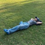 Kemisara Paladesh Instagram - i actually take a short nap in the park 😅 #BirkenstockThailand #BirkenstockEVA #BostonEVA #ArizonaEVA