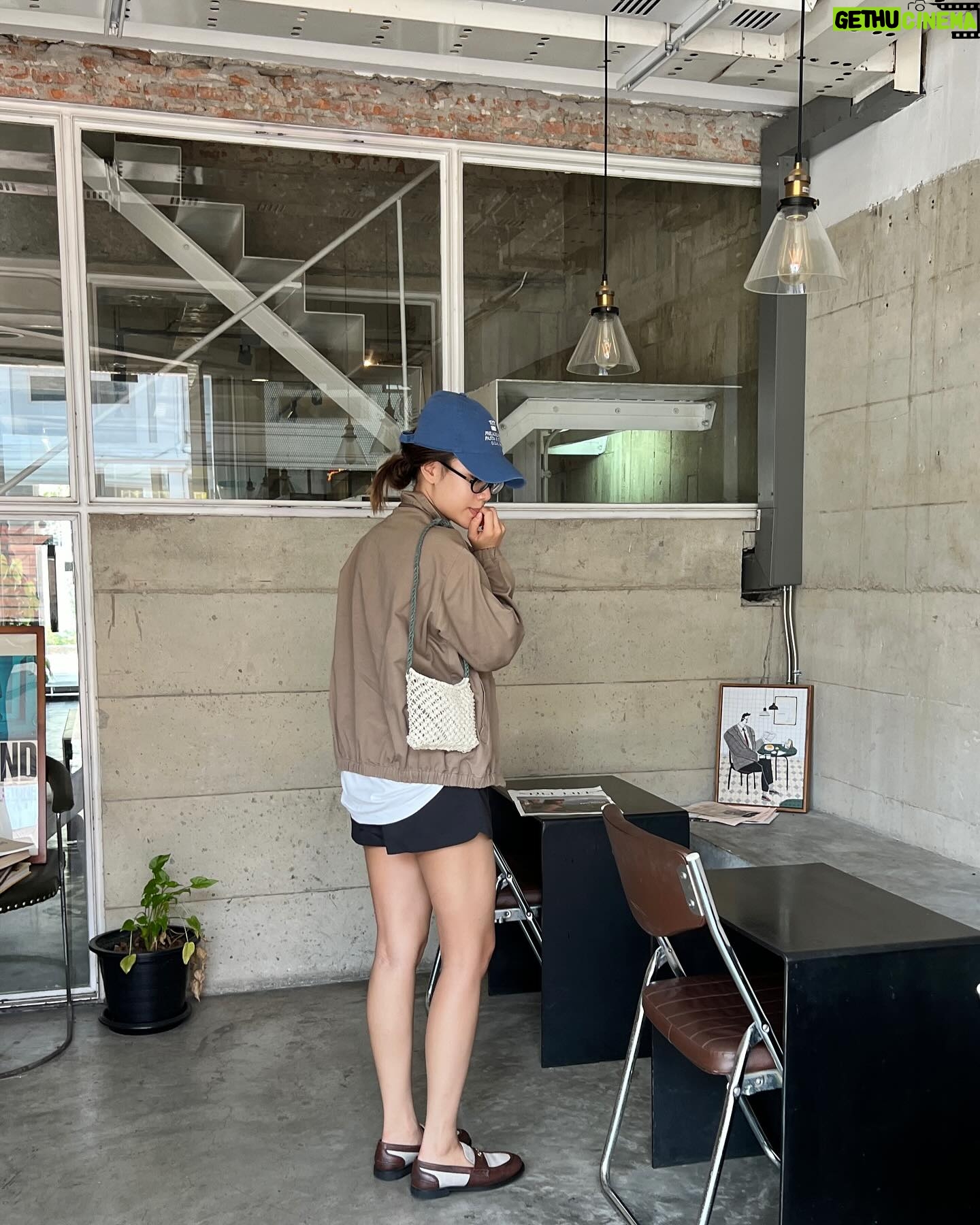 Kemisara Paladesh Instagram - รถติด = ลงรูป 🥲