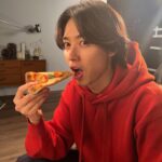 Kento Yamazaki Instagram - 「ピザハット」の新CMキャラクターに就任しました！ 今夜はピザる？ #PR #ピザハット
