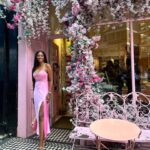 Kenya Moore Instagram – Thank you @hayuuk and @thatgrapejuice for an amazing time today!  I enjoyed my UK family and can’t wait to do it again soon! 

#RHOA @bravotv #icon #love #family #tv #hair #kenya #kenyamoore